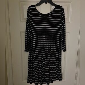 Medium juniors striped Arizona dress